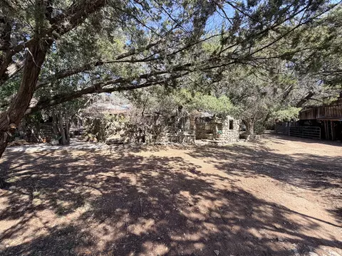 207 Hub Dr, Wimberley, TX 78676