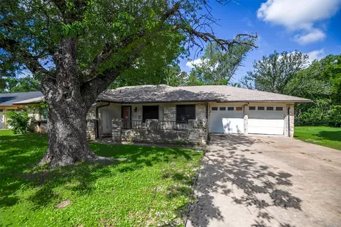 4614 Bundyhill Dr, Austin, TX 78723