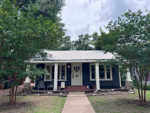 307 E 35th St #A, Austin, TX 78705
