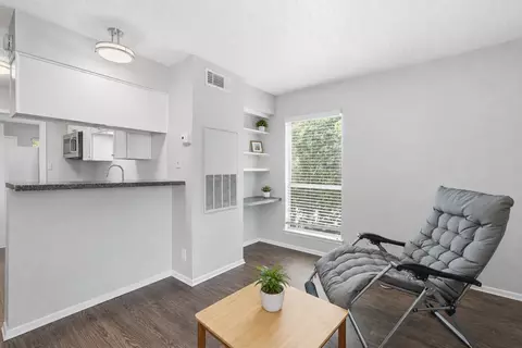 2801 Hemphill Park #A301, Austin, TX 78705