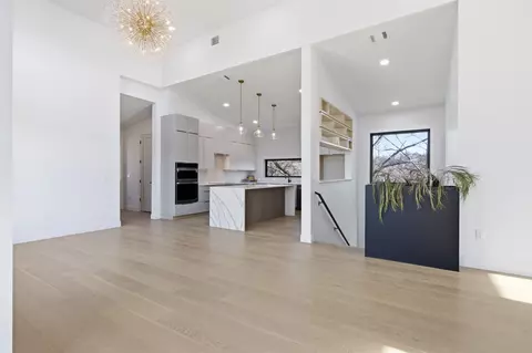 Entry Way - 5013 Rob Scott St, Austin, TX 78721 photo 1 of 5