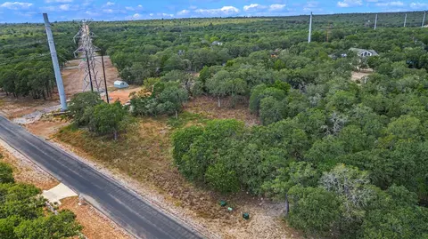 411 Arbors Cir, Elgin, TX 78621 photo 7