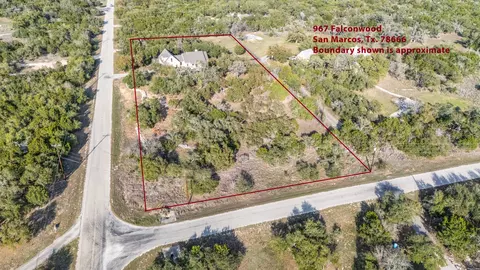 967 Falconwood Dr, San Marcos, TX 78666