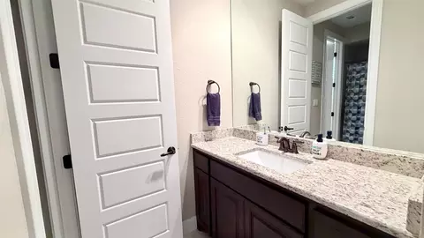 Bath - 608 Brave Face St, Leander, TX 78641 photo 2 of 3