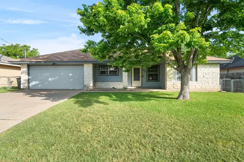909 Garden View Dr, Georgetown, TX 78628