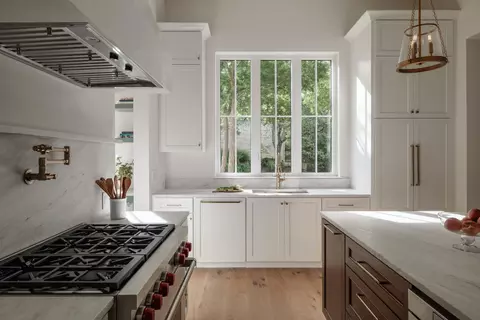Kitchen - 1900 Matthews Dr, Austin, TX 78703 photo 4 of 4