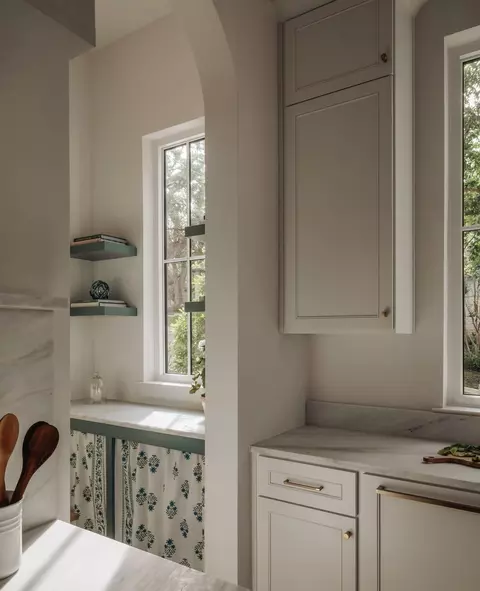 Kitchen - 1900 Matthews Dr, Austin, TX 78703 photo 2 of 4