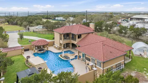 1028 Villa Hill Dr, Leander, TX 78641