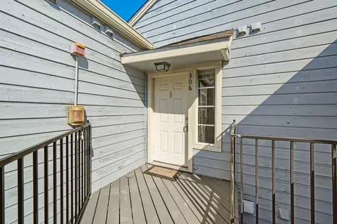3111 Tom Green St #306, Austin, TX 78705