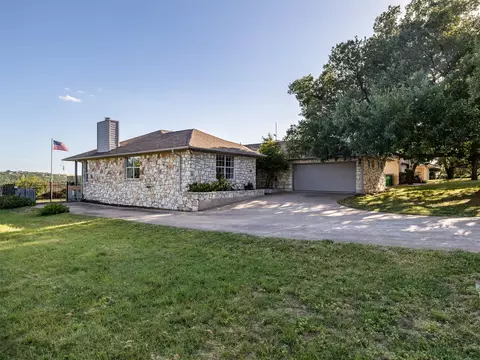 Exterior - 2807 Declaration Cir, Lago Vista, TX 78645 photo 12 of 13