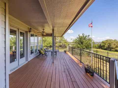 Exterior - 2807 Declaration Cir, Lago Vista, TX 78645 photo 5 of 13