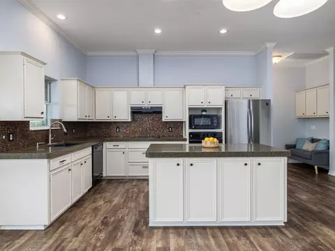 Kitchen - 2807 Declaration Cir, Lago Vista, TX 78645 photo 1 of 2