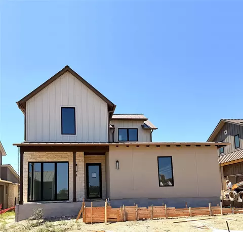 711 N Paleface Ranch Rd #4, Spicewood, TX 78669