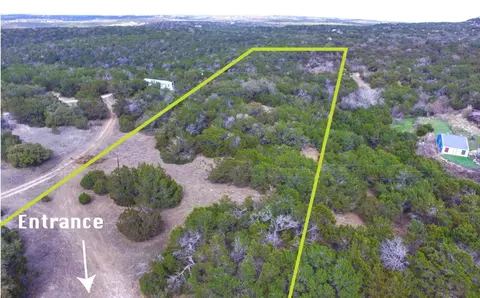 370 Kothman Rd # -B, Dripping Springs, TX 78620