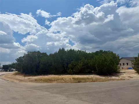 3800 Constitution Dr, Lago Vista, TX 78645