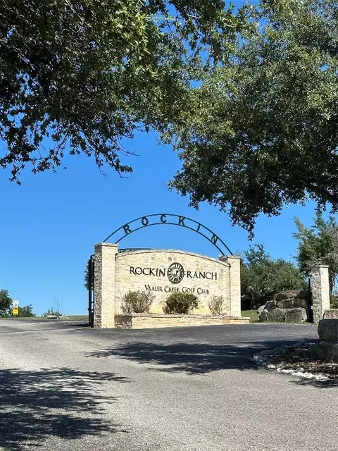 107 Bryan Marsh, Blanco, TX 78606 photo 3