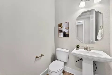 Bath - 632 Asher Ct, Leander, TX 78641 photo 1 of 6
