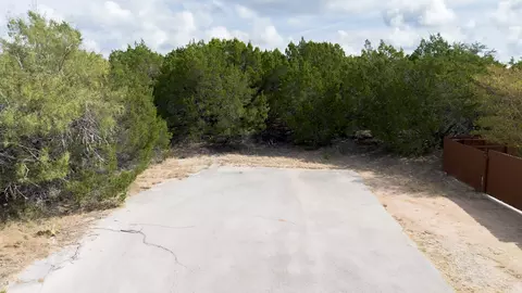 20701 Oak Gln, Lago Vista, TX 78645