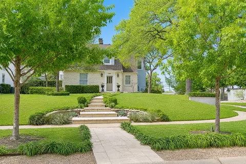 2428 Jarratt Ave, Austin, TX 78703