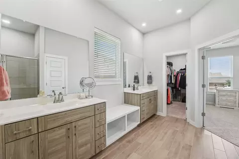 Entry Way - 1108 Sweetspire St, Leander, TX 78641 photo 6 of 7