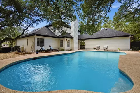 201 Timpanagos Dr, Lakeway, TX 78734