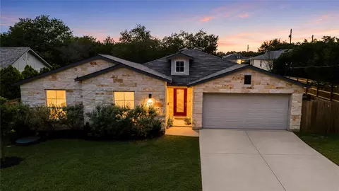 5302 Thunderbird St, Lago Vista, TX 78645