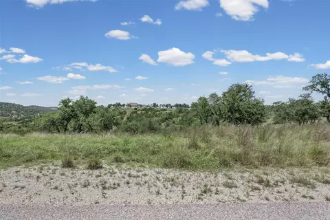 151 Falling Oak Dr, Blanco, TX 78606 photo 3