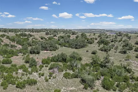 151 Falling Oak Dr, Blanco, TX 78606 photo 6