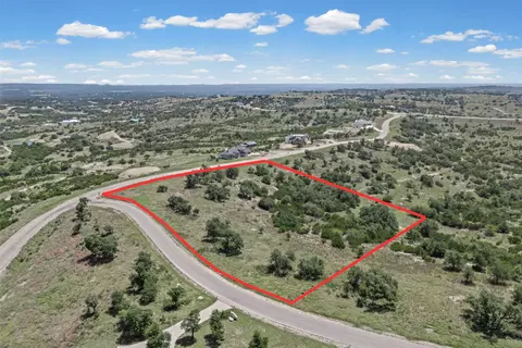 151 Falling Oak Dr, Blanco, TX 78606 photo 2