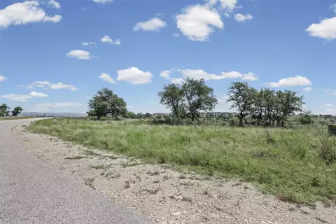 151 Falling Oak Dr, Blanco, TX 78606 photo 5