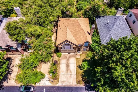 View/Area - 7519 Windrush Dr, Austin, TX 78729 photo 1 of 5