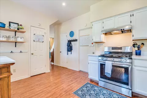 Kitchen - 7519 Windrush Dr, Austin, TX 78729 photo 3 of 3