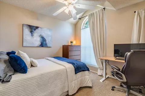 Bedroom - 7519 Windrush Dr, Austin, TX 78729 photo 3 of 6
