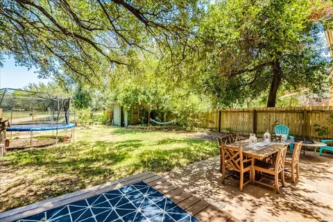 Exterior - 7519 Windrush Dr, Austin, TX 78729 photo 2 of 6