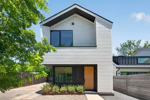 4604 S 2nd St #2, Austin, TX 78745