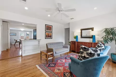 912 E 55th 12 St, Austin, TX 78751