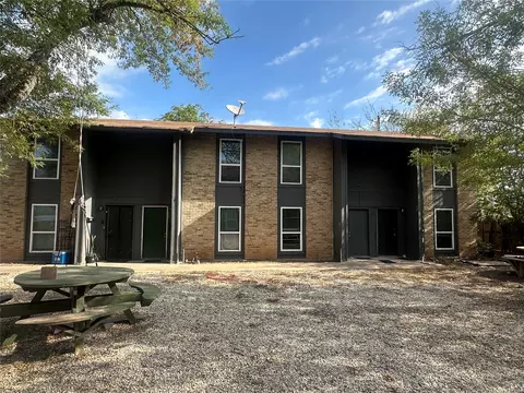 8613 Putnam Dr, Austin, TX 78757