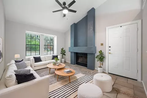 4303 Creek Ledge #B-1, Austin, TX 78731