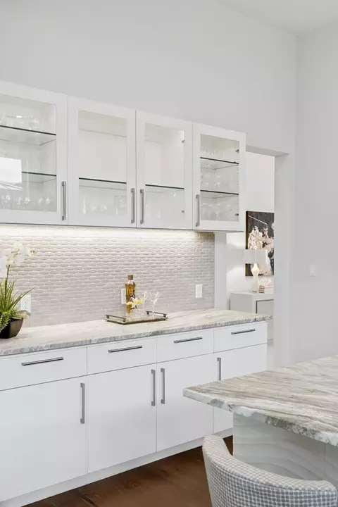 Kitchen - 8317 Carranzo Dr, Austin, TX 78735 photo 4 of 6