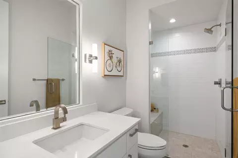 Bath - 8317 Carranzo Dr, Austin, TX 78735 photo 7 of 7