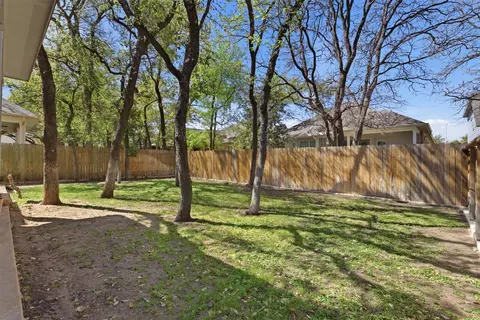 Exterior - 170 Rosling Dr, Buda, TX 78610 photo 5 of 9