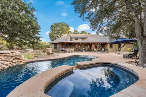 Exterior - 116 Apache Trl, Georgetown, TX 78633 photo 6 of 10