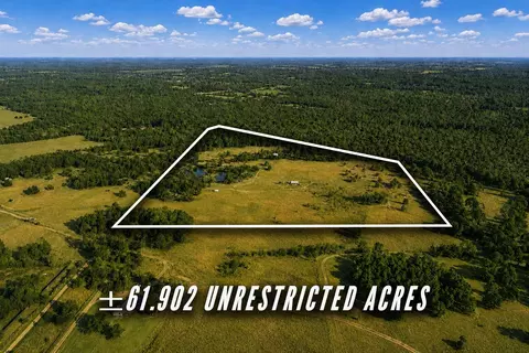 318 Grey Wolf Ln, Bastrop, TX 78602