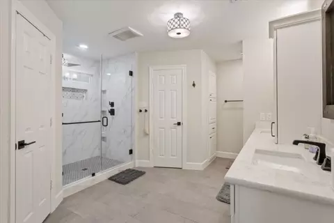 Bath - 190 Young Ranch Rd, Georgetown, TX 78633 photo 3 of 6
