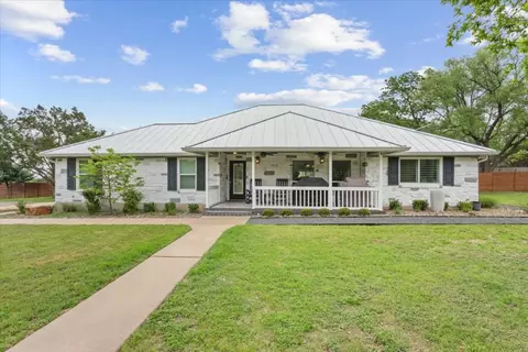 Exterior - 190 Young Ranch Rd, Georgetown, TX 78633 photo 11 of 13