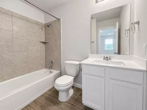 Bath - 2801 Seneca Path #32, Leander, TX 78641 photo 2 of 3