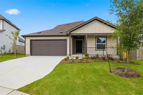 101 Greinert Dr, Taylor, TX 76574