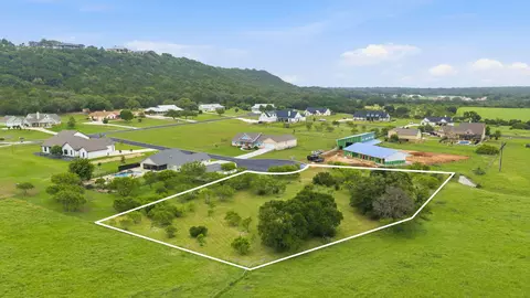 104 Round Up Cir, Burnet, TX 78611