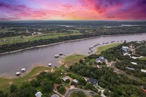 1293 Lake Shore Dr, Spicewood, TX 78669