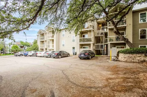 114 E 31st St #207, Austin, TX 78705